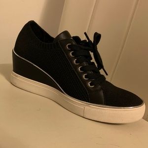 Browns shoes, the wishbone collection, black, 7.5